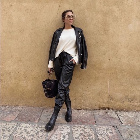 NWT Zara Leather Ankle Boots with Lug Soles - Picture 10 of 10